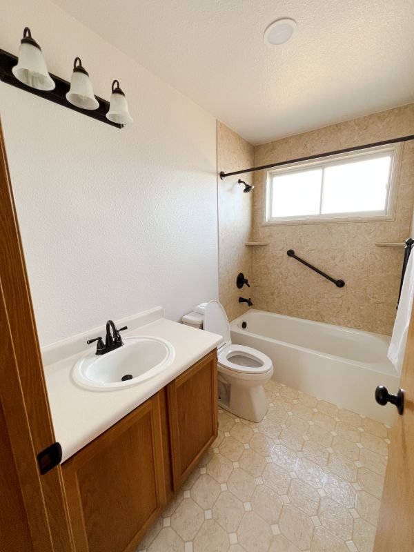 Top Bathroom Remodeling Companies in Whitney, TX